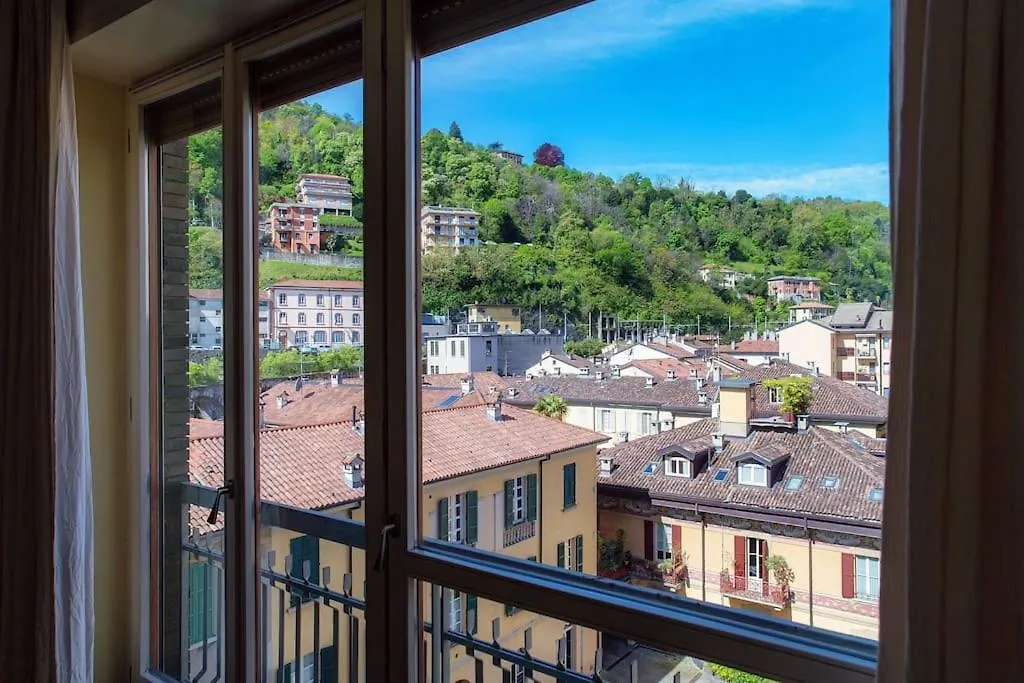 Apartamento Elegante Casa Con Garage Ac Wifi Balcony Como